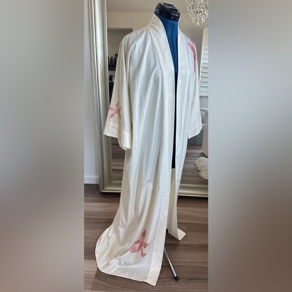 Vintage Merrill Leighton Studio City, Ca Floral Ivory Kimono Robe OS - Picture 9 of 16